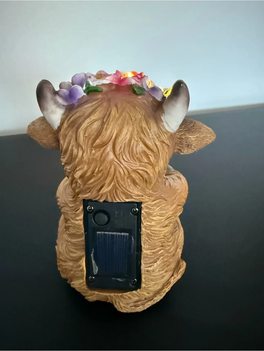 NWT Stone & Flower Solar Light-Up Highland Cow Welcome Decor - Approx 6